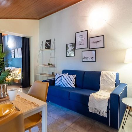 Blue Attic - Historical Como City Center By Rent All Como Exterior photo