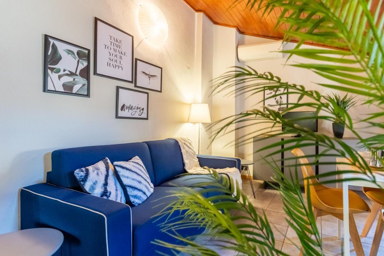 Blue Attic - Historical Como City Center By Rent All Como Exterior photo