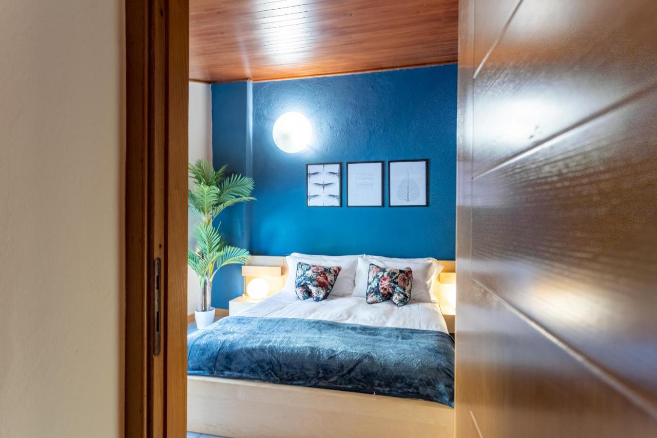 Blue Attic - Historical Como City Center By Rent All Como Exterior photo